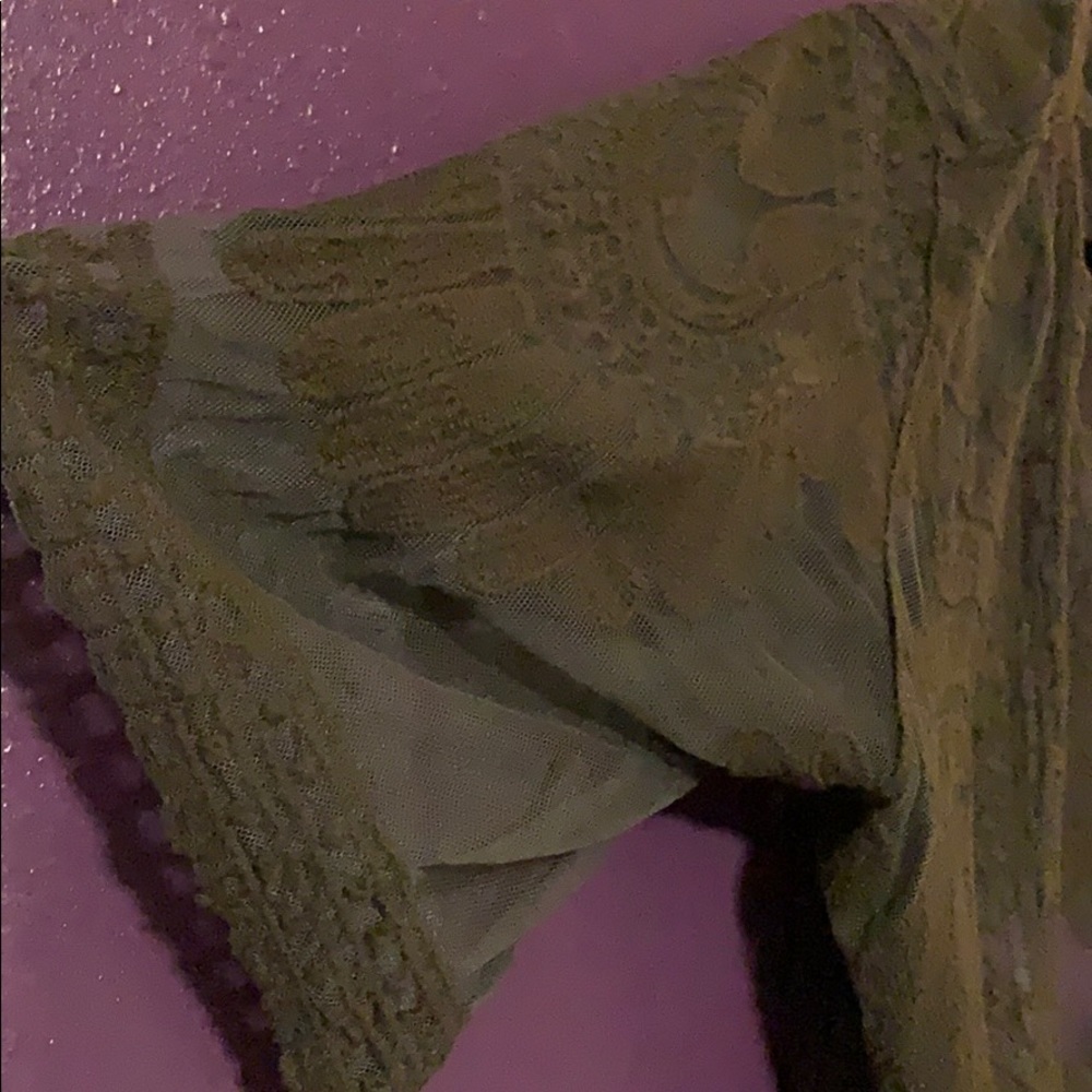 Cardigan - Picture 2 of 4
